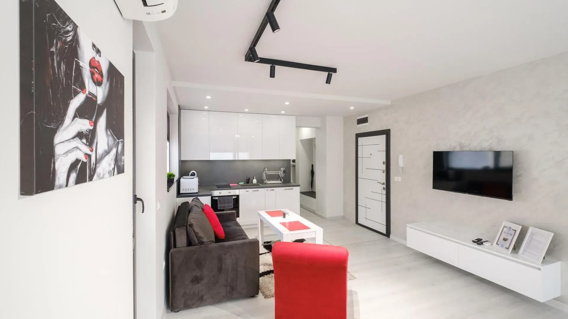 Heart Of Plovdiv Studio Apartment Free Parking